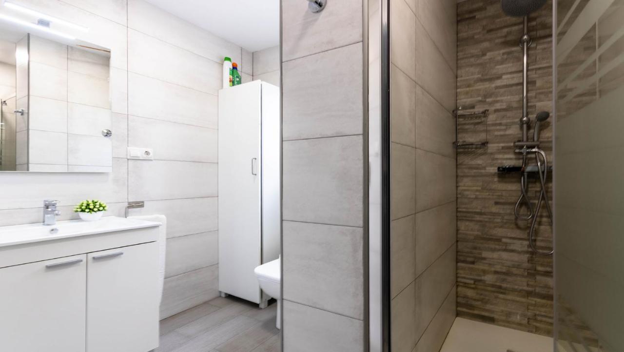 Apartamento Santa Justa Σεβίλλη Εξωτερικό φωτογραφία